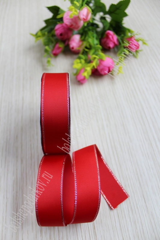 Лента репсовая с люрексом, цвет красный 25мм, 25мм*18,2м 126-18														