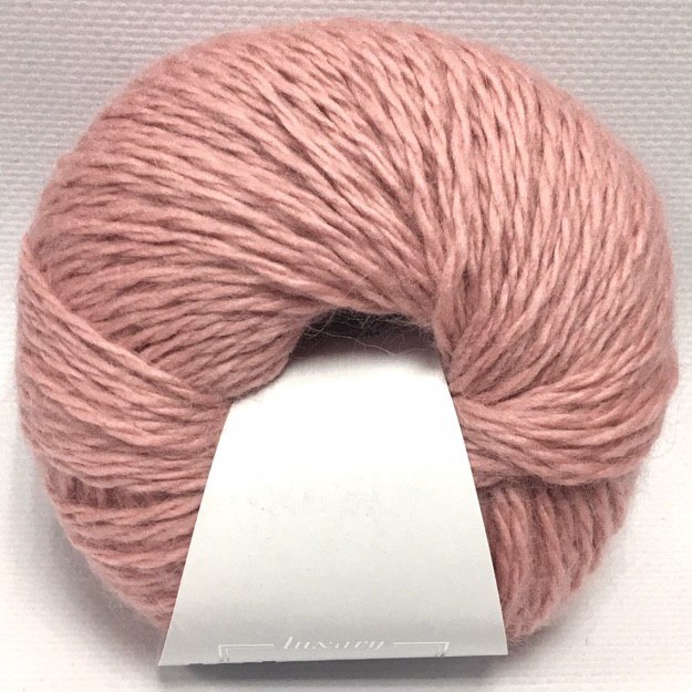 Пряжа "CLASS" 14393 розовое дерево  10*50 г. 125м 80% меринос. шерсть экстрафа 20%ангора  LANA GATTO 14393														