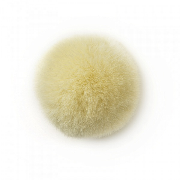Помпон натуральный кролик 8см молочный в пакете PNK053														
