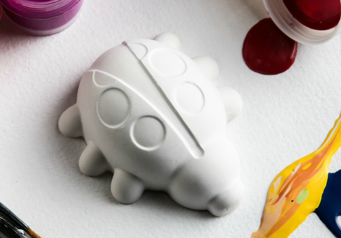 Заготовка из гипса "Божья коровка с лапками"  СЛ 2019510														