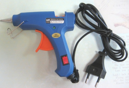 Пистолет клеевой 20Вт  Швеймаг/Швейторг HL-E20/GDL-20W																											