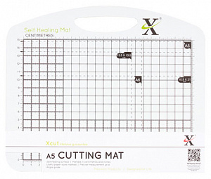 Коврик Мат для скрапбукинга двусторонний  A5  черно-белый  Docrafts XCU268432														