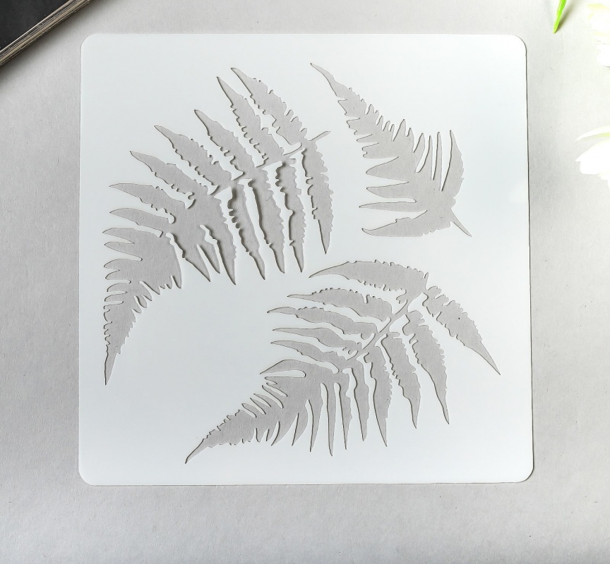 Трафарет для творчества "Листья папоротника" 13*13си пластик  АртУзор 4346856														