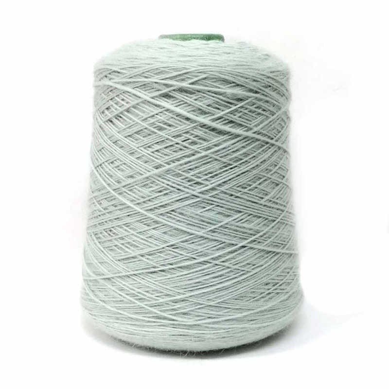 Пряжа в бобинах "BARBIE" 06 св. голубой 0,471кг 50%меринос, 35%супер кид мохер, 15% кашемир  Filati Exclusive Collection 06														