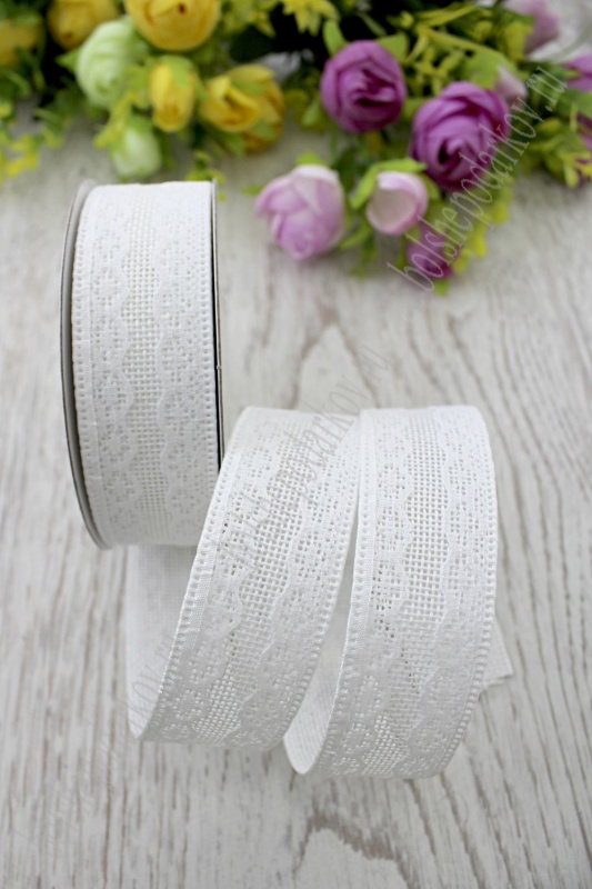Лента из мешковины с кружевом, цв 842 белый 30мм*9,1м 27-84/SF-1818														