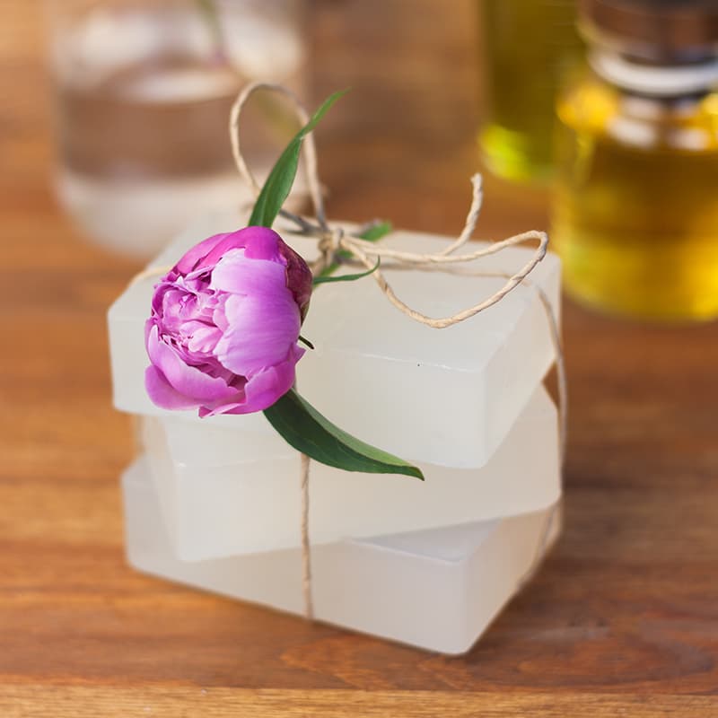 Мыльная основа 1000гр. "ФИКС" (с фиксатором аромата)  Выдумщики														