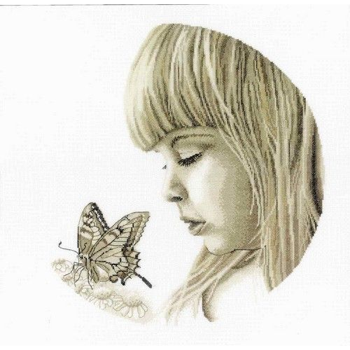 Вышивка крестом РТО "Девочка с бабочкой" (32*32см)