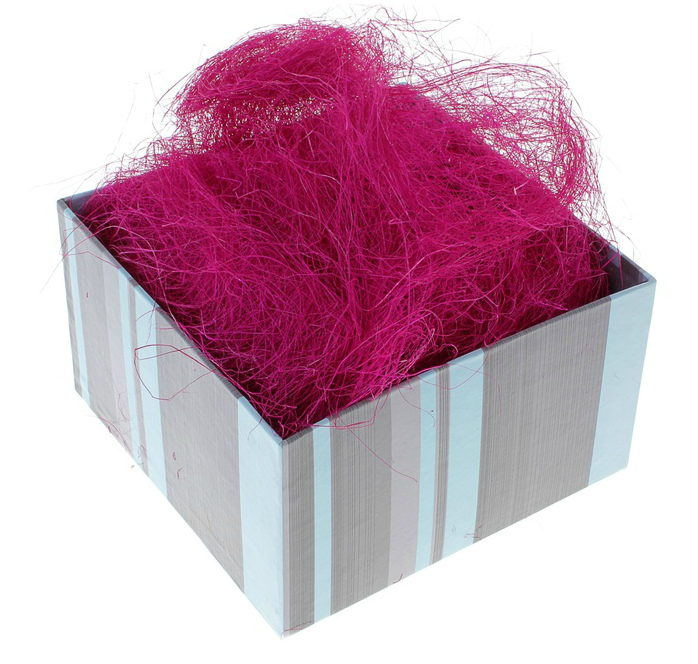 Сизаль малиновый 50г