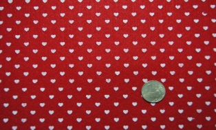 Фетр с сердечками листовой красный 30*30см*1мм 100% полиэстер