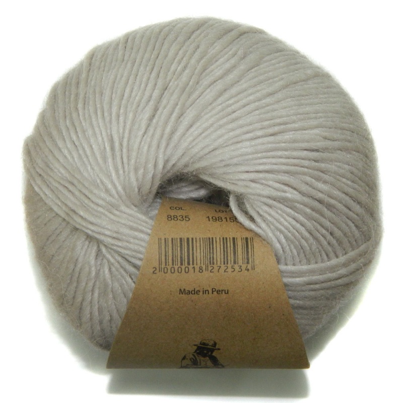 Пряжа "PALLA (Палла)" 8835 св.беж 10*50 г. 140м 60% премиальная шерсть высокогорных перуанских овец, 20% HZ альпака, 20% шелк  Michell Перу 8835														