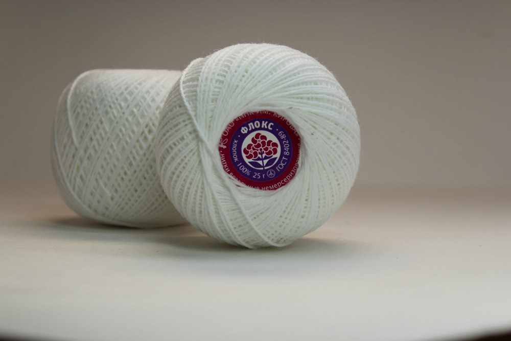 Пряжа "Флокс" 0101 белый 20*25 г. 150м 100% хлопок  ПНК им. Кирова