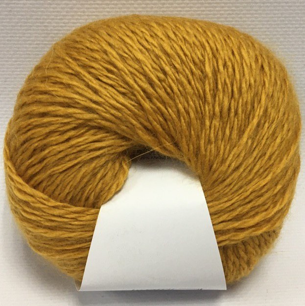 Пряжа "CLASS" 14468 золотая горчица 10*50 г. 125м 80% меринос. шерсть экстрафа 20%ангора  LANA GATTO 14468														