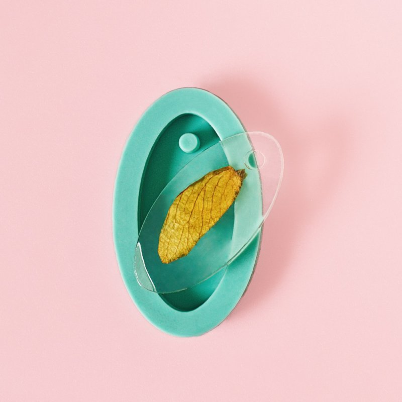 Молд для кулона "Овал" силиконовый 20х40мм  Выдумщики														